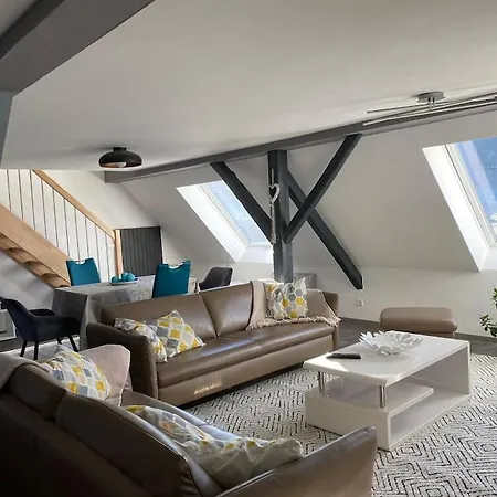 Loft Wohnung mit toller Aussicht Apartment